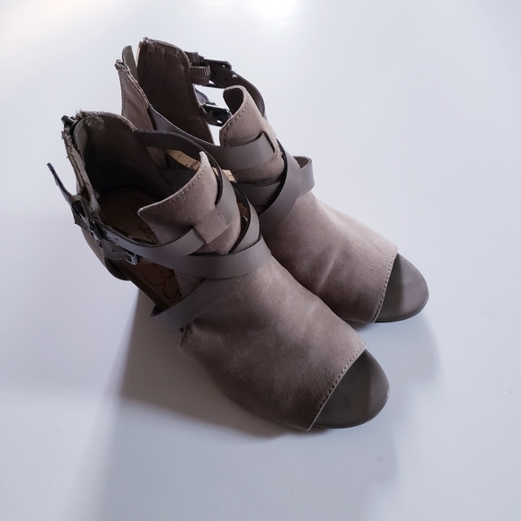 Libby Edelman Tan Open Toe Buckle Booties size 6.5 - Picture 2 of 10